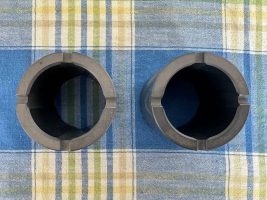 SSiC Bushing Hardness Ra0.4μm Surface Finish Sturdy Silicon Carbide Bushings For Textile Machinery