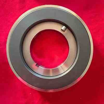 Silicon Carbide Thrust Disc with Stainless Steel Substrate