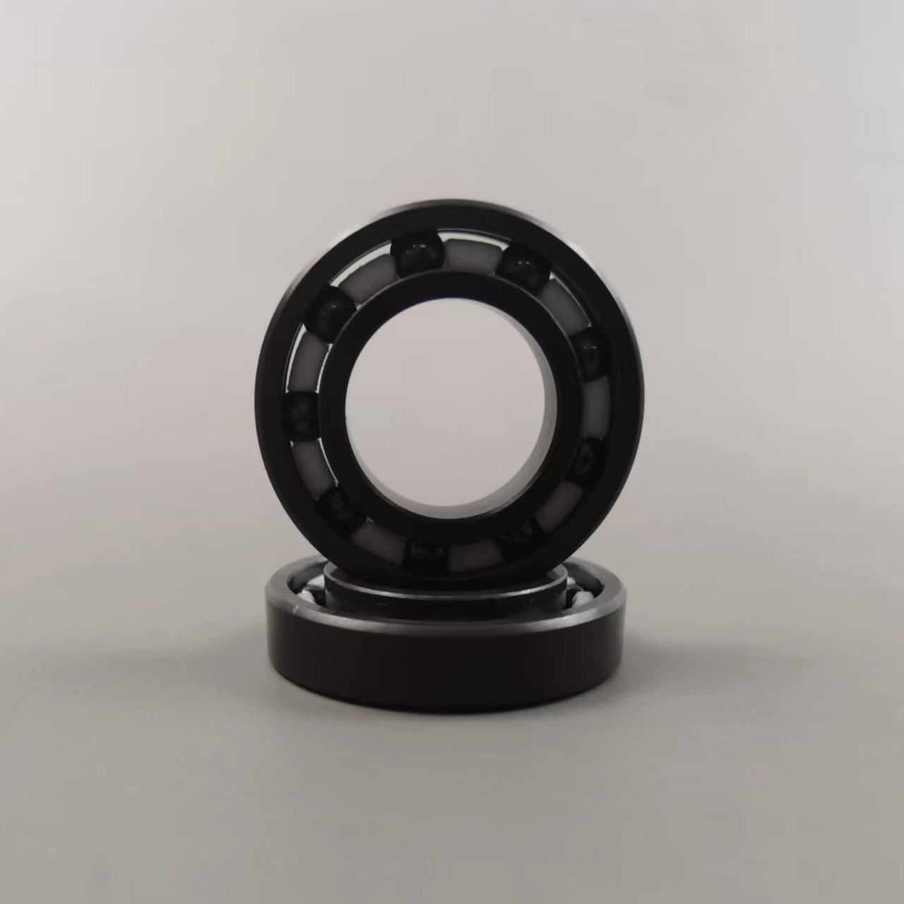 HubDoctor 6902-2RS Hybrid Ceramic Ball Bearing Kit (4 Pieces) – ABEC5, Si3N4, Rubber Sealed